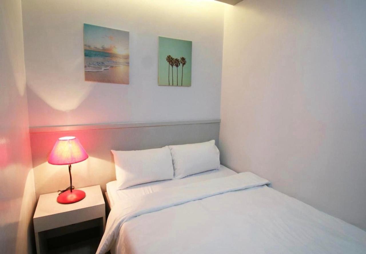 Sands Hotel Nasugbu Exterior photo