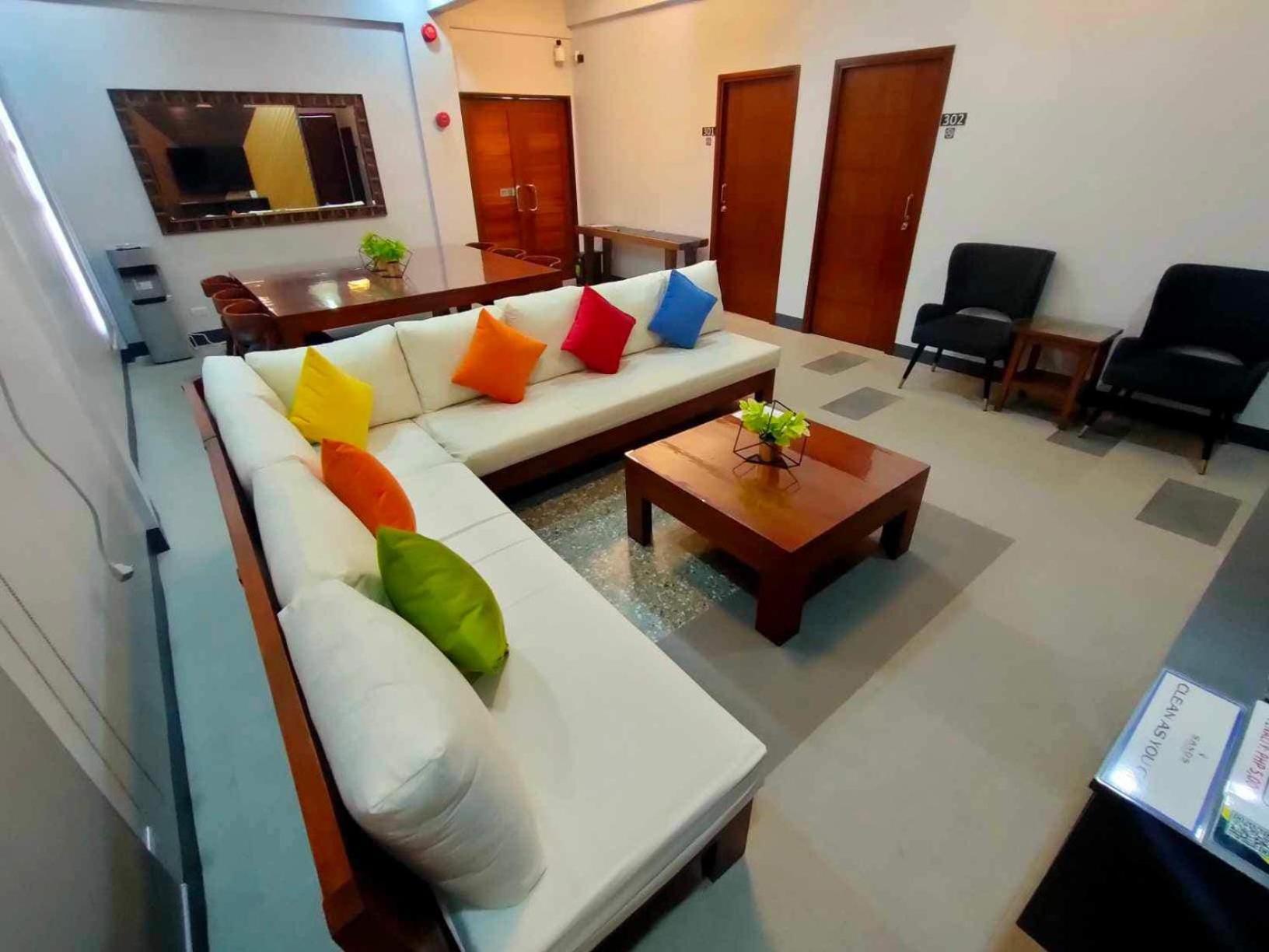 Sands Hotel Nasugbu Exterior photo
